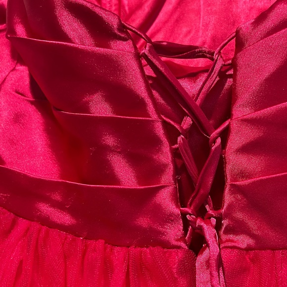 Juliet Fashion Milex: Pink Above the Knee Dress. Medium. Like New. - Picture 4 of 7